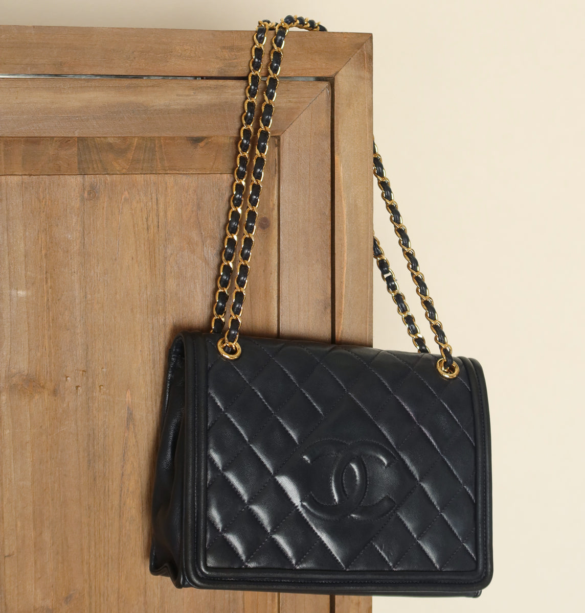 Chanel Vintage Lambskin Matelasse Diamond Quilted CC mark Double Chain Flap Bag