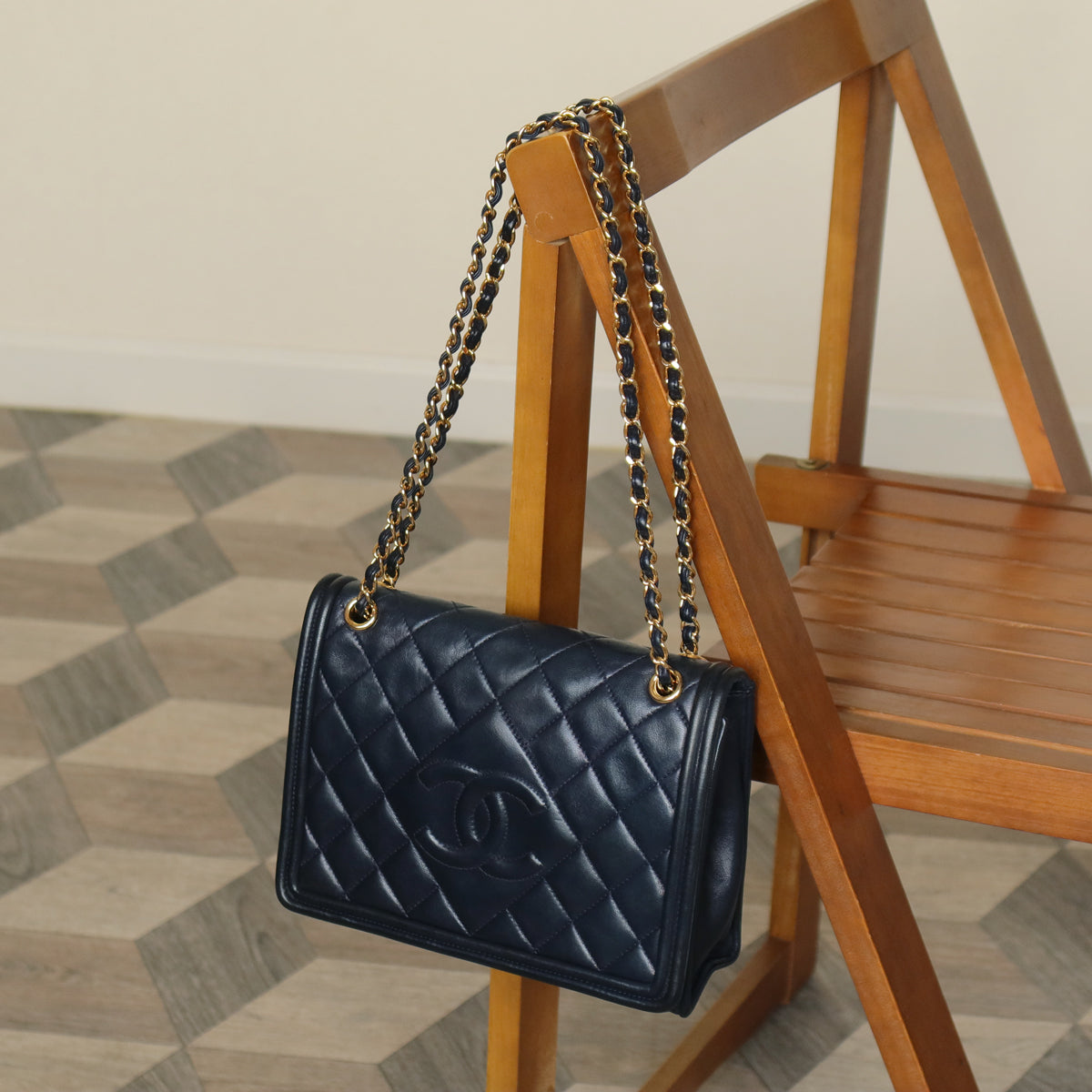 Chanel Vintage Lambskin Matelasse Diamond Quilted CC mark Double Chain Flap Bag