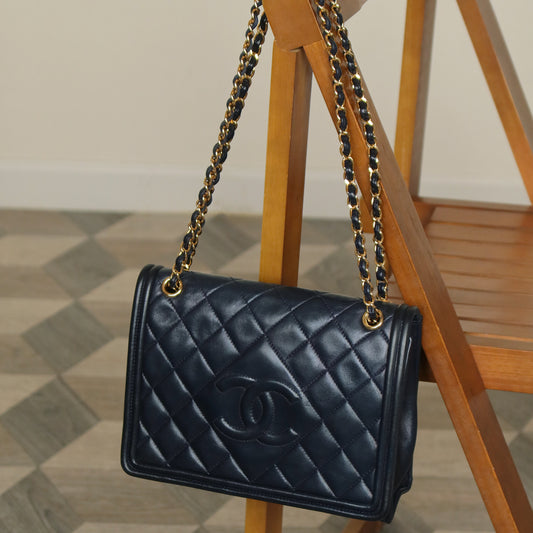 Chanel Vintage Lambskin Matelasse Diamond Quilted CC mark Double Chain Flap Bag