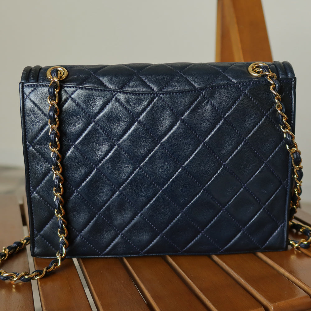 Chanel Vintage Lambskin Matelasse Diamond Quilted CC mark Double Chain Flap Bag