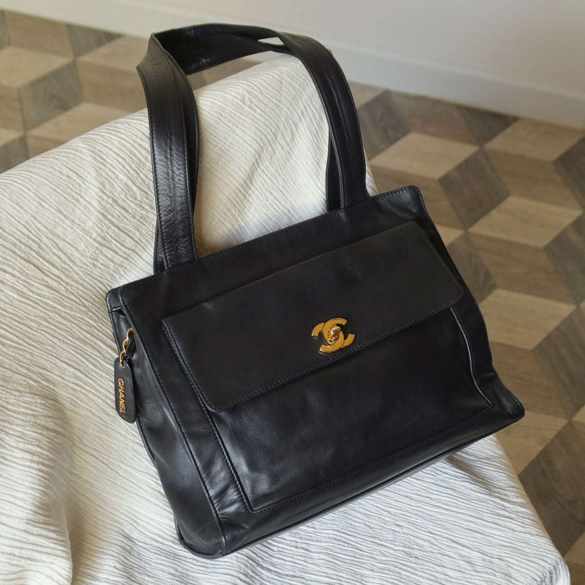 Chanel Vintage Black Lambskin CC Turn lock Pocket CC charm Shoulder Bag