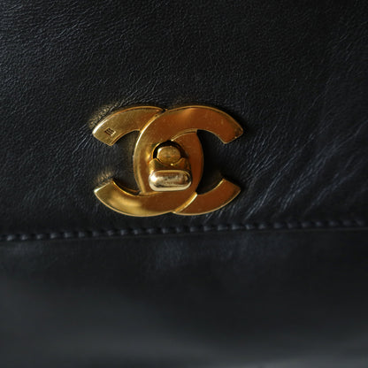 Chanel Vintage Black Lambskin CC Turn lock Pocket CC charm Shoulder Bag