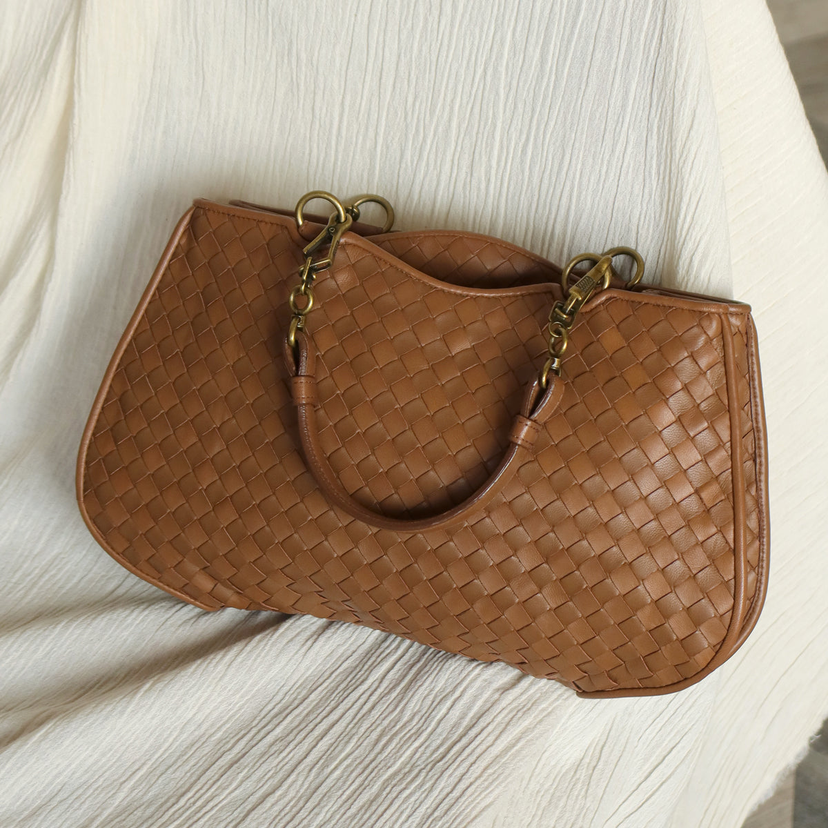 Bottega Veneta Vintage Caramel Brown Intrecciato 2 way Top Handle Shoulder Bag