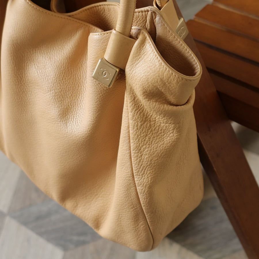 Chanel Vintage Light Beige Calfskin Leather Coco Dice Medium Hobo Shoulder Bag