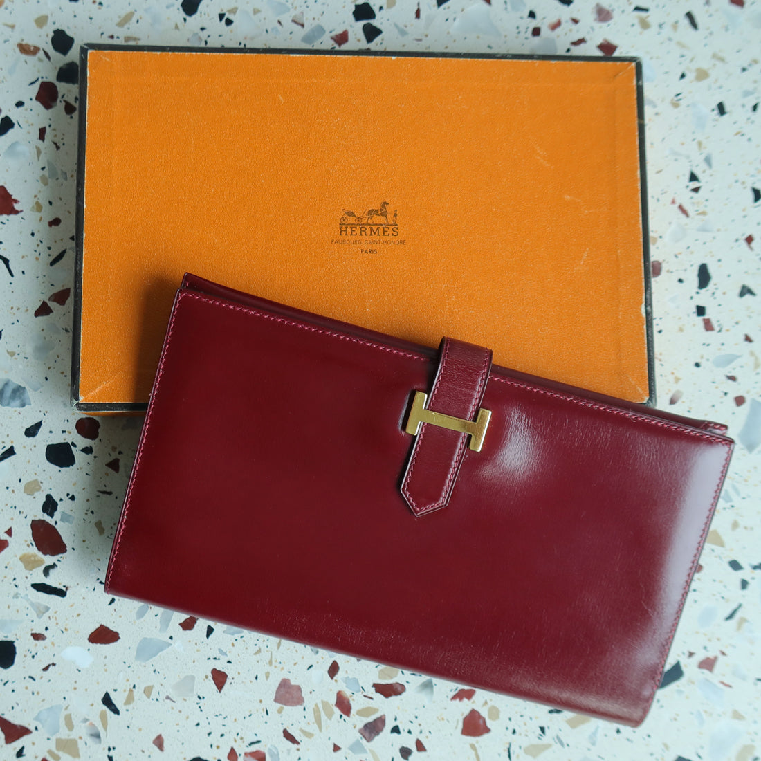 Hermès Vintage 80s Bearn Box Calf leather Bi-fold Long wallet in Bordeaux Rouge