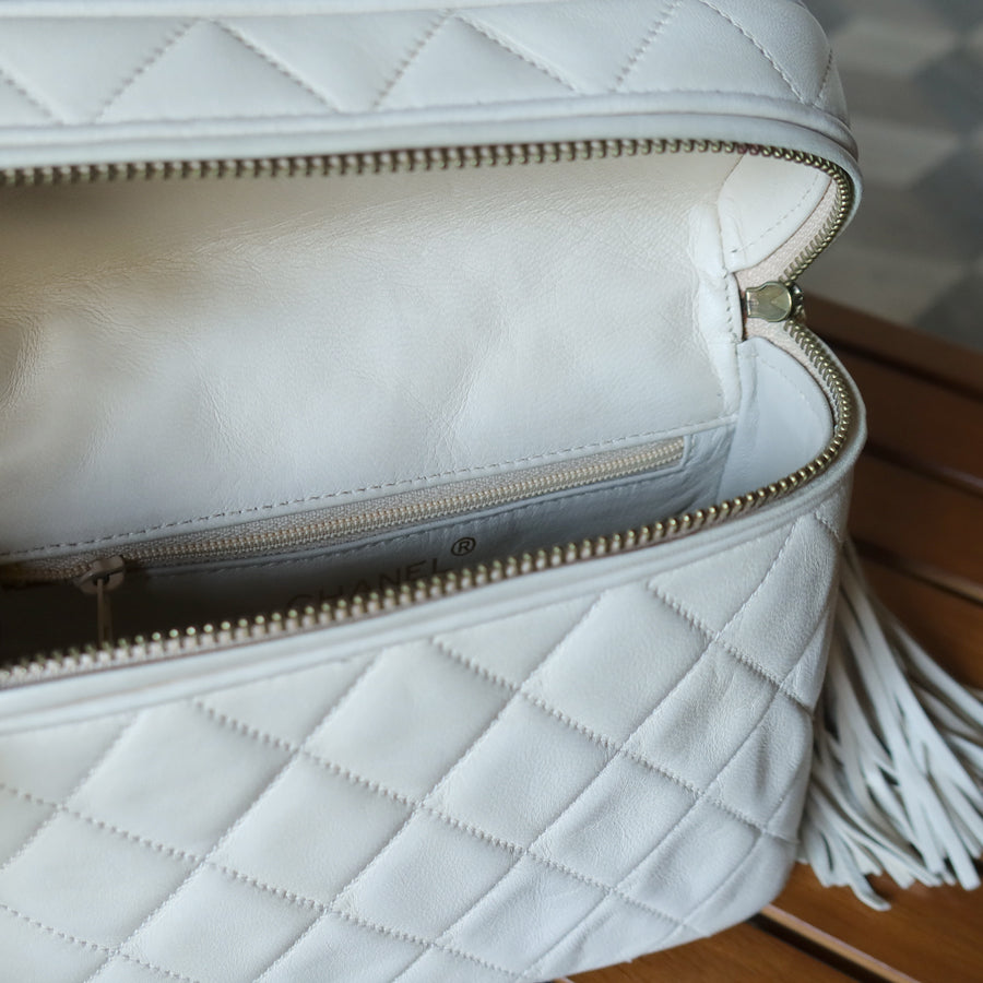 Chanel Vintage Ivory Lambskin Diamond quilted Gold bijoux chain Vanity Shoulder Bag