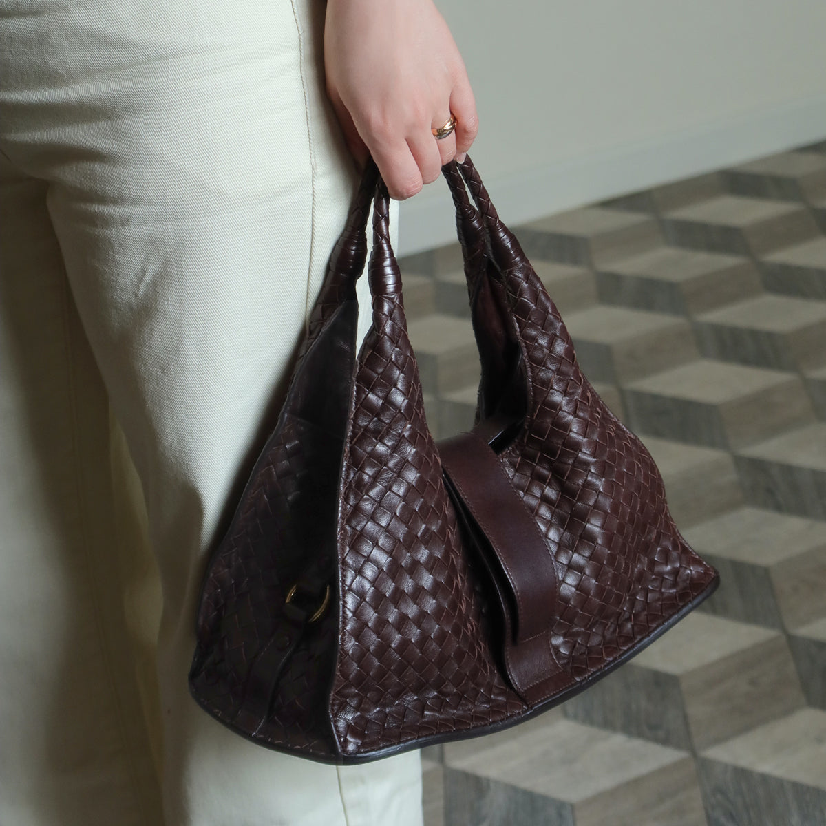 Bottega Veneta Vintage Dark Brown Intrecciato Leather Belt Hobo Shoulder Bag