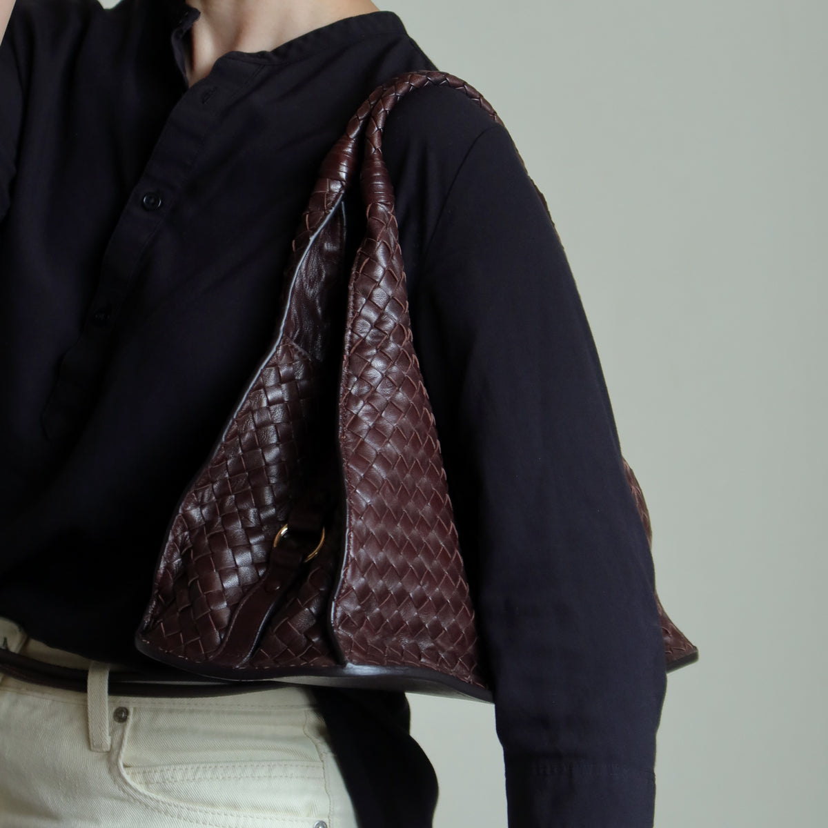 Bottega Veneta Vintage Dark Brown Intrecciato Leather Belt Hobo Shoulder Bag