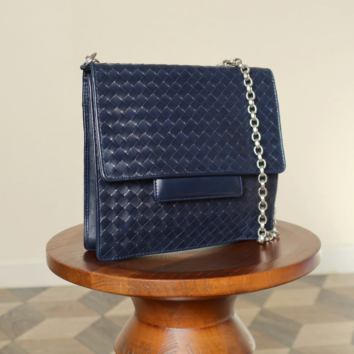 Bottega Veneta Vintage Navy Intrecciato Leather Chain Strap Shoulder Flap Bag