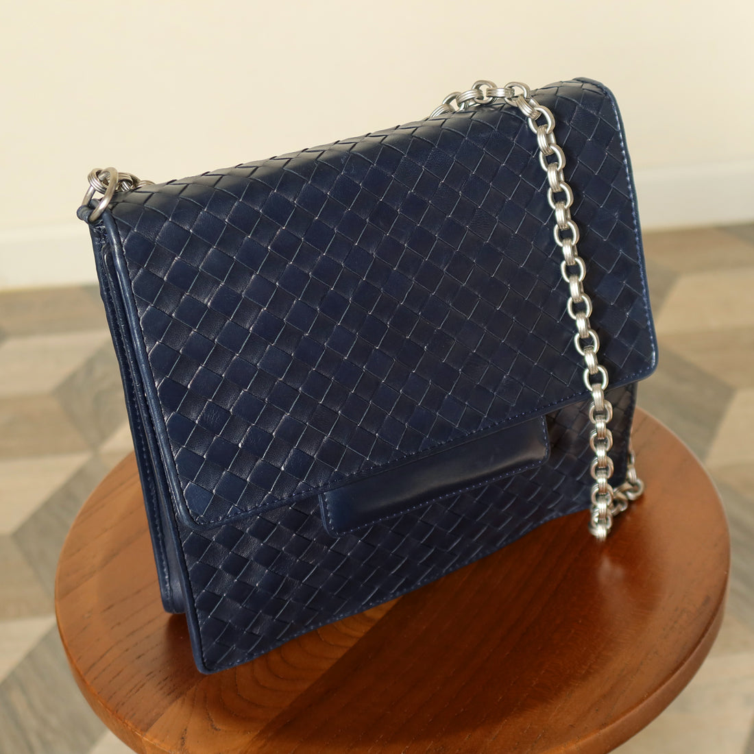 Bottega Veneta Vintage Navy Intrecciato Leather Chain Strap Shoulder Flap Bag