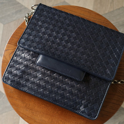 Bottega Veneta Vintage Navy Intrecciato Leather Chain Strap Shoulder Flap Bag