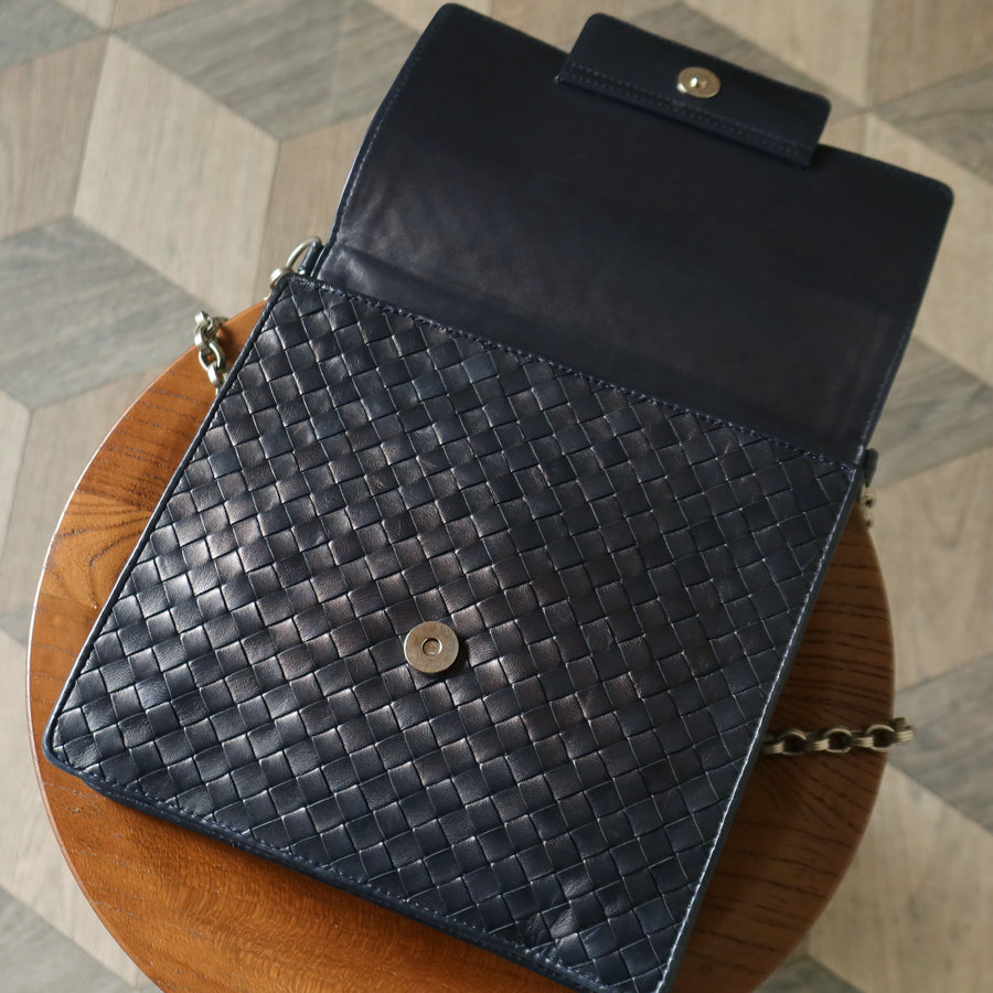 Bottega Veneta Vintage Navy Intrecciato Leather Chain Strap Shoulder Flap Bag