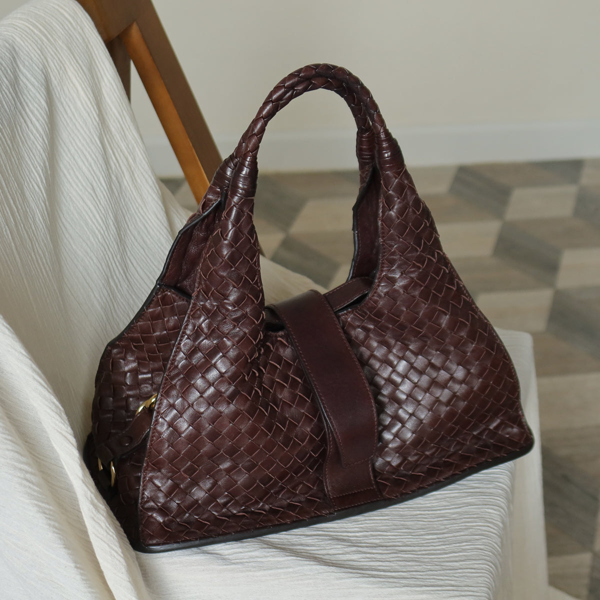 Bottega Veneta Vintage Dark Brown Intrecciato Leather Belt Hobo Shoulder Bag