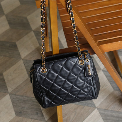 Chanel Vintage Black Lambskin Diamond Quilted Zipper charm CC Double Chain Bag