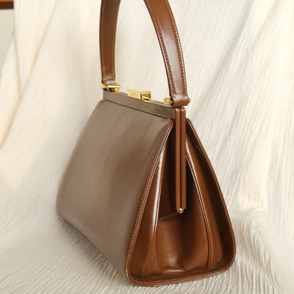 Gucci Vintage Caramel Brown Leather Gold Logo Kiss lock Top Handle Bag