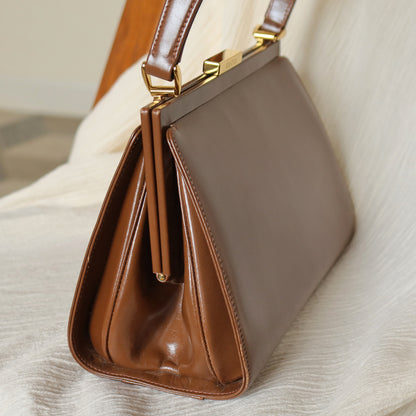 Gucci Vintage Caramel Brown Leather Gold Logo Kiss lock Top Handle Bag