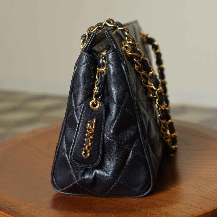 Chanel Vintage Black Lambskin Diamond Quilted Zipper charm CC Double Chain Bag