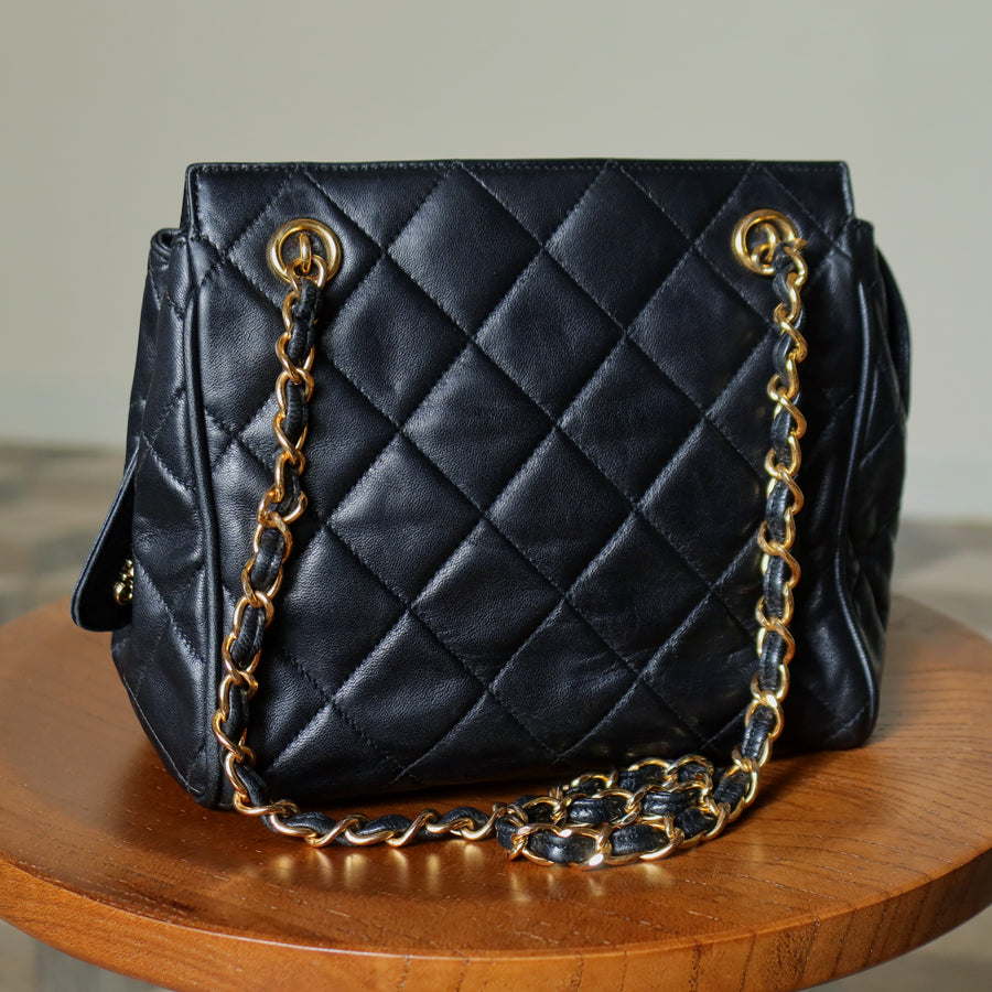 Chanel Vintage Black Lambskin Diamond Quilted Zipper charm CC Double Chain Bag