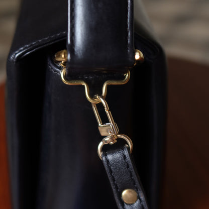 Gucci Vintage Black Leather Bamboo Clasp Turnlock 2 way Bag