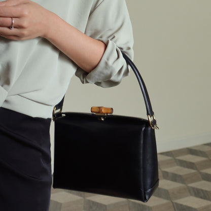 Gucci Vintage Black Leather Bamboo Clasp Turnlock 2 way Bag