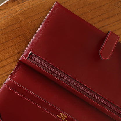 Hermès Vintage 80s Bearn Box Calf leather Bi-fold Long wallet in Bordeaux Rouge