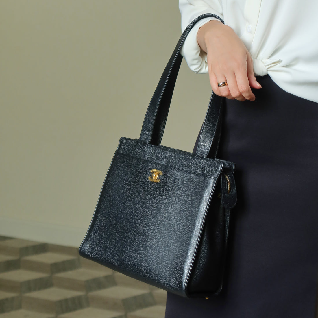 Chanel Vintage Black Caviar Leather CC turn lock Timeless Shoulder Tote Bag