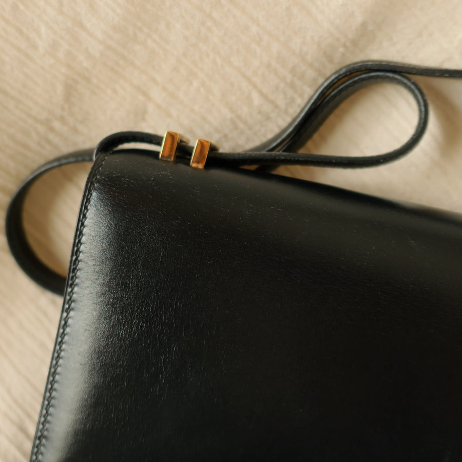 Hermès Vintage 70s Black Box Calf Leather 2 way Shoulder Clutch Bag