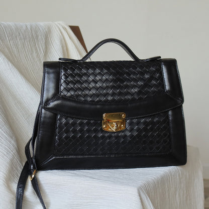 Rare Bottega Veneta Vintage Black Intrecciato Leather Turn lock Shoulder Bag