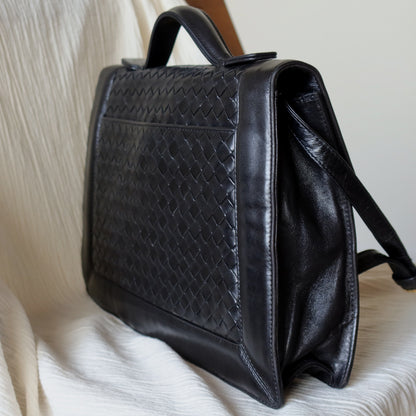 Rare Bottega Veneta Vintage Black Intrecciato Leather Turn lock Shoulder Bag