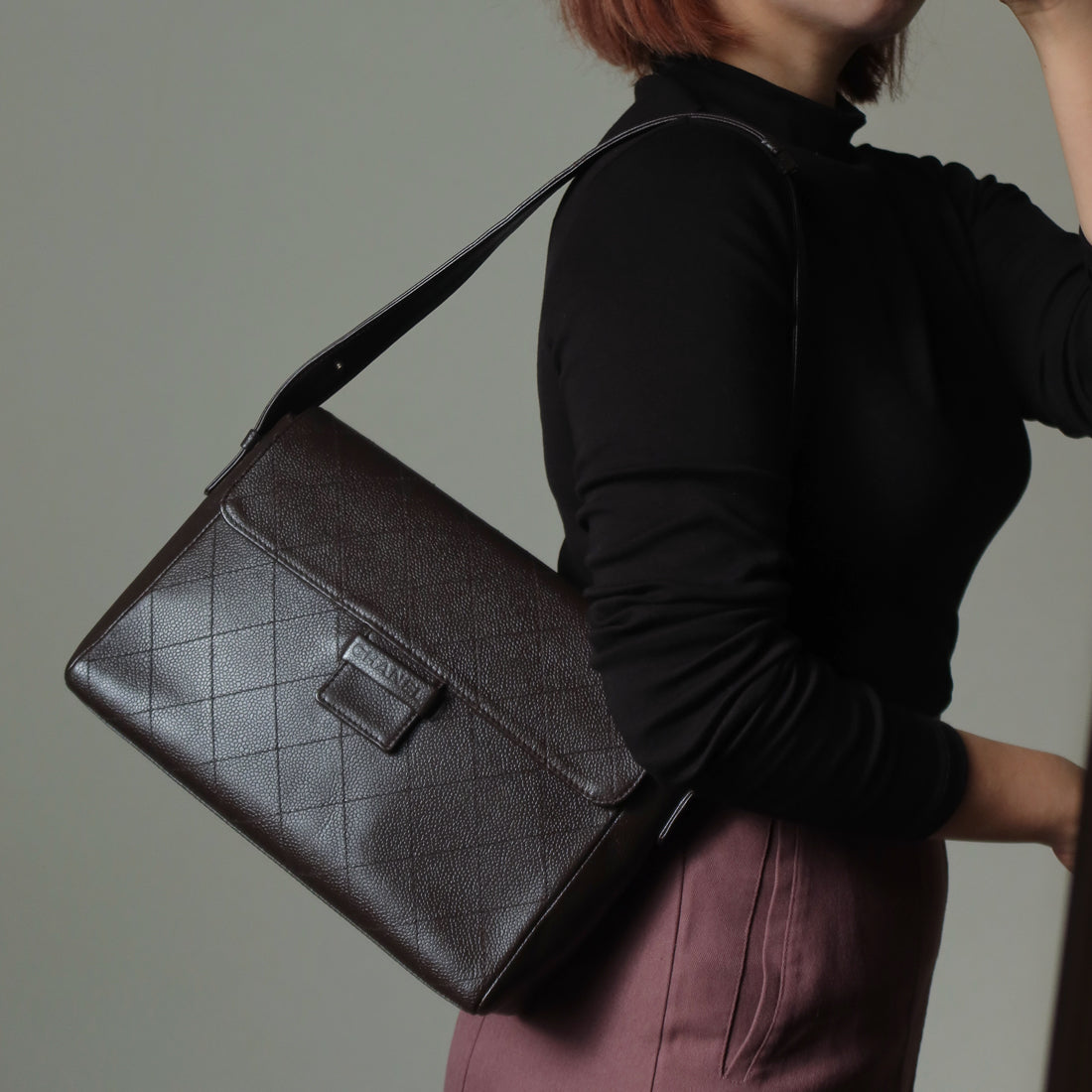 Chanel Vintage Dark Brown Caviar Leather Diamond Stitched Flap Shoulder Bag