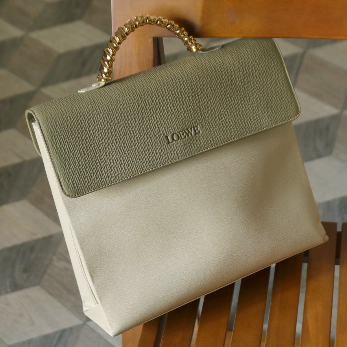 Loewe Vintage Pastel Green Dual Tone Velazquez Leather 2way Shoulder Bag