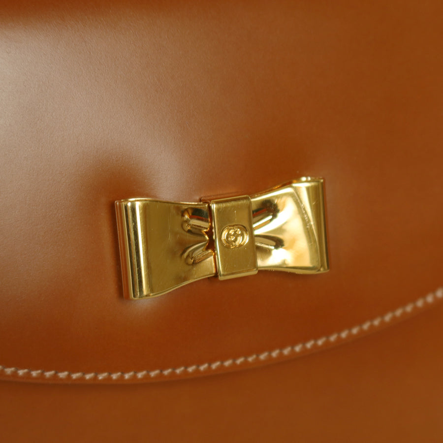 Gucci Vintage Caramel Brown Leather Gold GG Bow Origami Shoulder Flap Bag