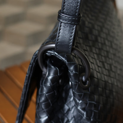 Bottega Veneta Vintage Black Intrecciato Ring Hobo Shoulder Flap Bag