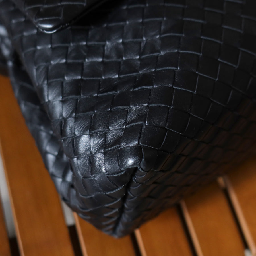 Bottega Veneta Vintage Black Intrecciato Ring Hobo Shoulder Flap Bag