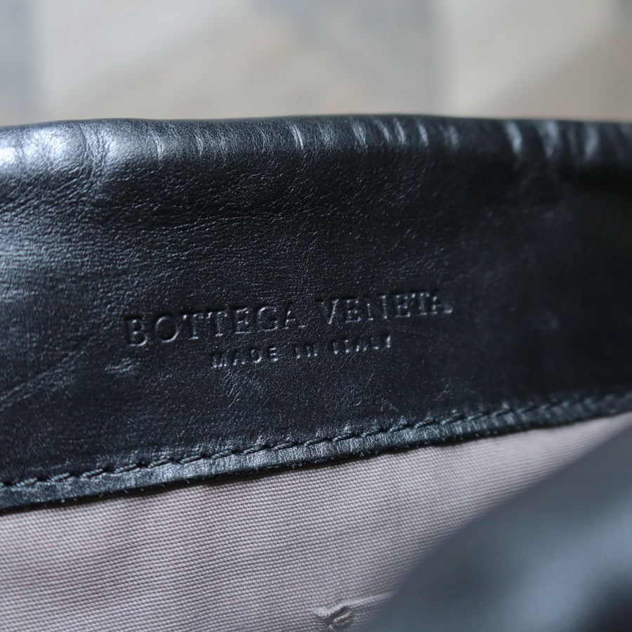 Bottega Veneta Vintage Black Intrecciato Ring Hobo Shoulder Flap Bag