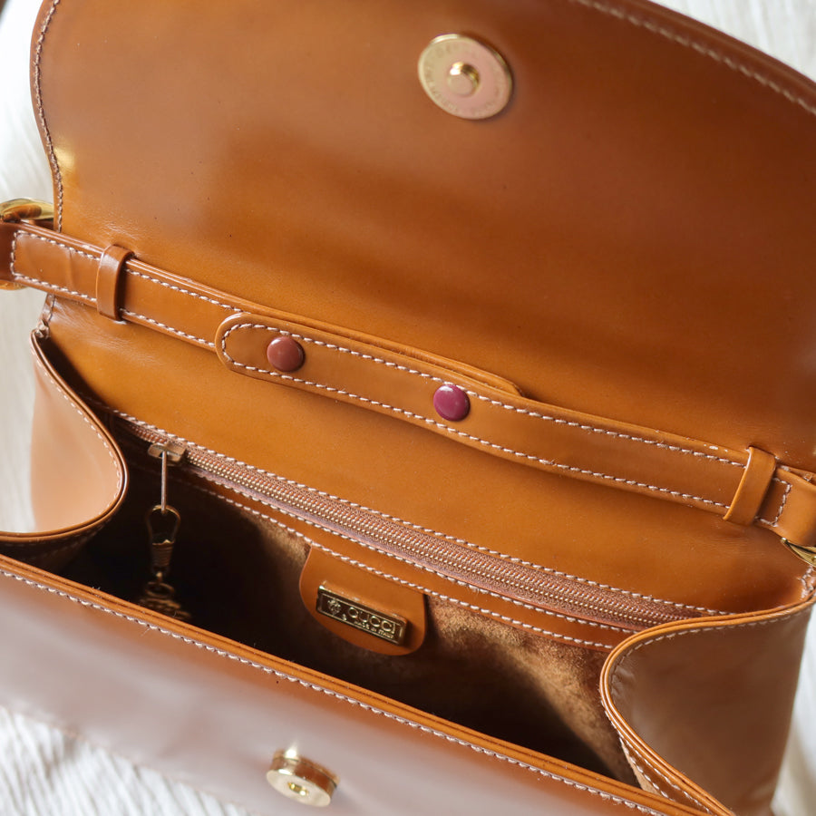 Gucci Vintage Caramel Brown Leather Gold GG Bow Origami Shoulder Flap Bag