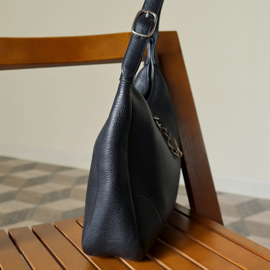 Hermès Vintage '90s Black Clemence Leather Trim II 31 Shoulder Bag