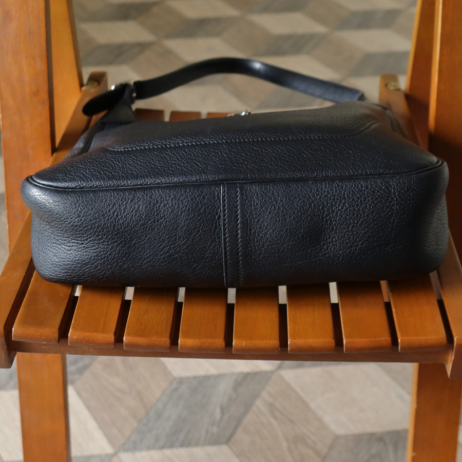 Hermès Vintage '90s Black Clemence Leather Trim II 31 Shoulder Bag