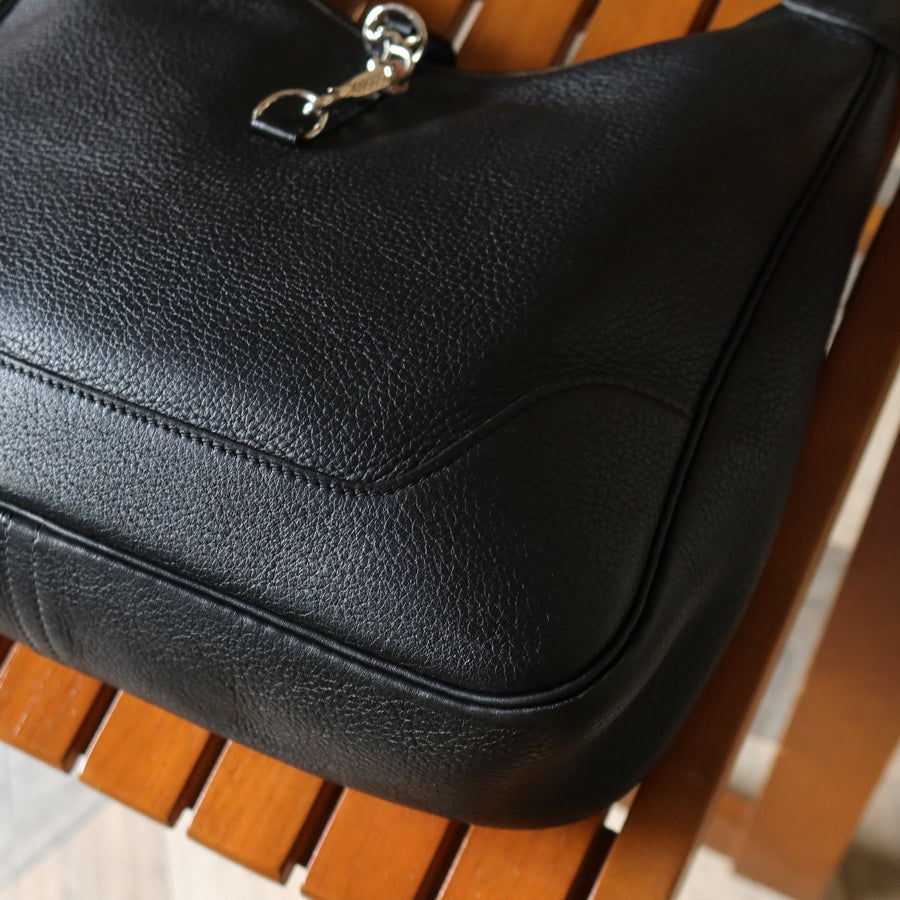 Hermès Vintage '90s Black Clemence Leather Trim II 31 Shoulder Bag