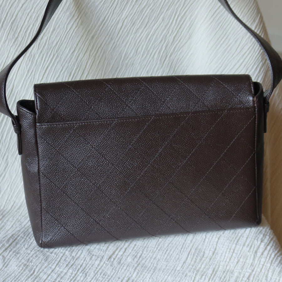 Chanel Vintage Dark Brown Caviar Leather Diamond Stitched Flap Shoulder Bag