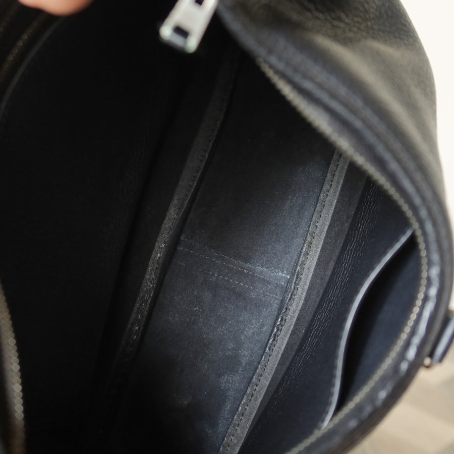 Hermès Vintage '90s Black Clemence Leather Trim II 31 Shoulder Bag