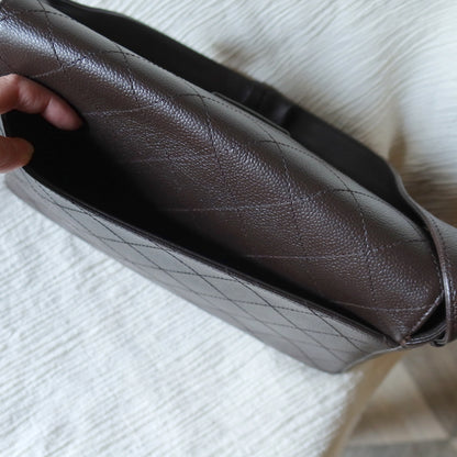 Chanel Vintage Dark Brown Caviar Leather Diamond Stitched Flap Shoulder Bag