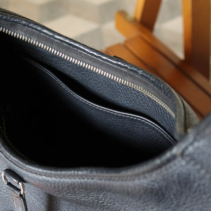 Hermès Vintage '90s Black Clemence Leather Trim II 31 Shoulder Bag