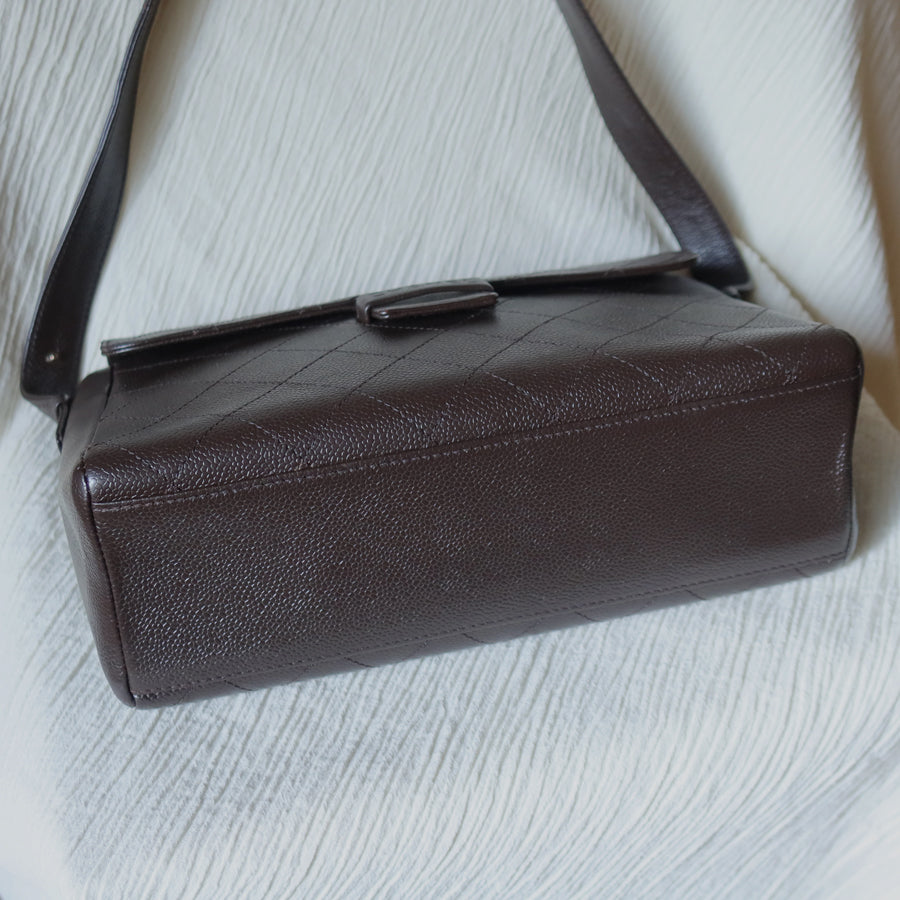 Chanel Vintage Dark Brown Caviar Leather Diamond Stitched Flap Shoulder Bag