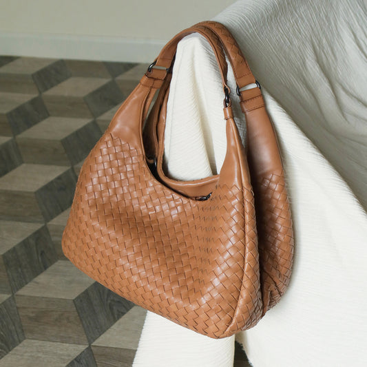 Bottega Veneta Vintage Caramel Brown Intrecciato Campana Hobo Shoulder Bag M2