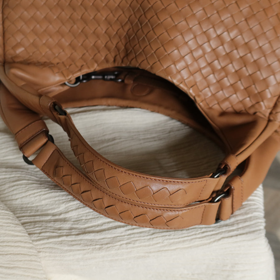 Bottega Veneta Vintage Caramel Brown Intrecciato Campana Hobo Shoulder Bag M2