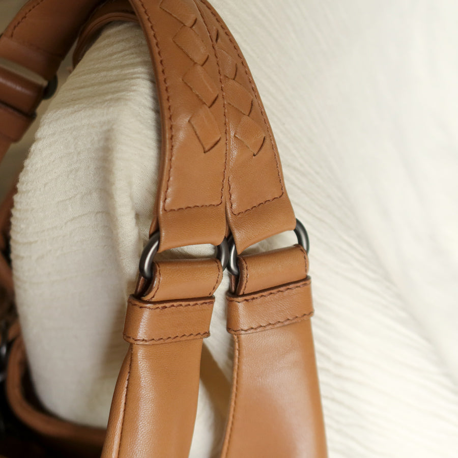 Bottega Veneta Vintage Caramel Brown Intrecciato Campana Hobo Shoulder Bag M2