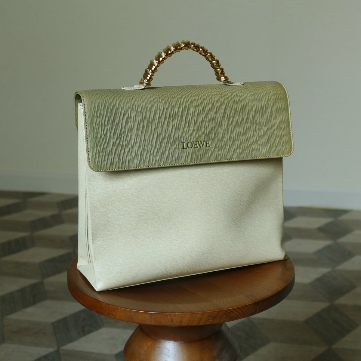 Loewe Vintage Pastel Green Dual Tone Velazquez Leather 2way Shoulder Bag