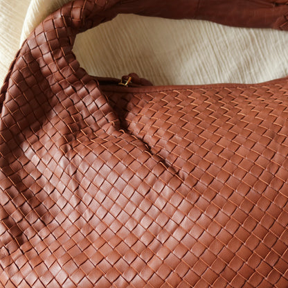 Bottega Veneta Vintage Coral Brown Intrecciato Weave Large Veneta Hobo Bag
