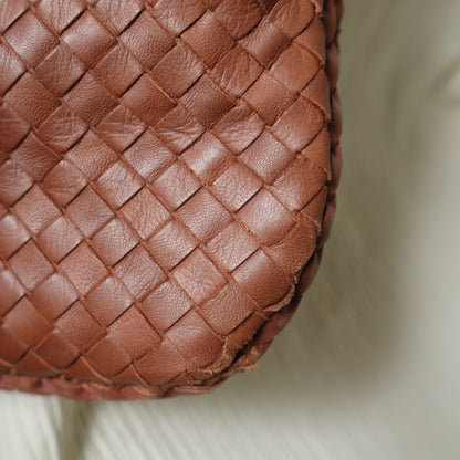 Bottega Veneta Vintage Coral Brown Intrecciato Weave Large Veneta Hobo Bag